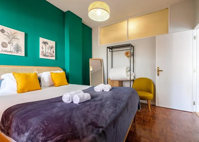 Guestready - Back To Little World * Porto